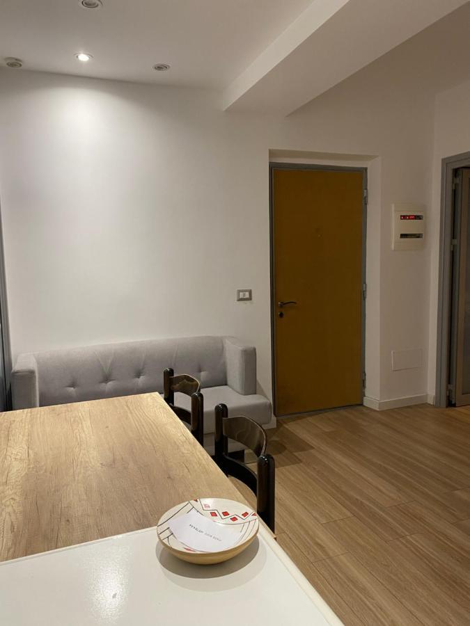 Appartement Arier space à Fier Extérieur photo